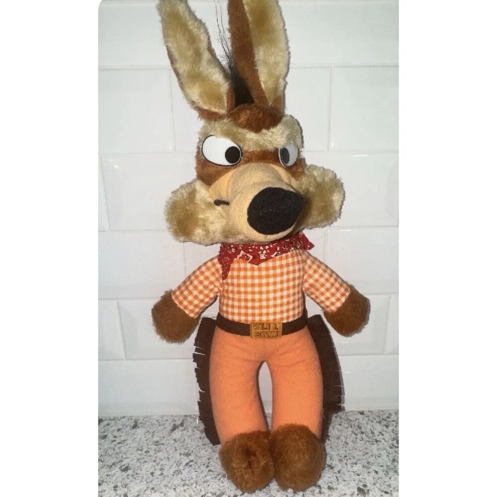 Warner Bros Wile E Coyote Mighty Star Stuffed Plush Cowboy 1971 Vintage Toy